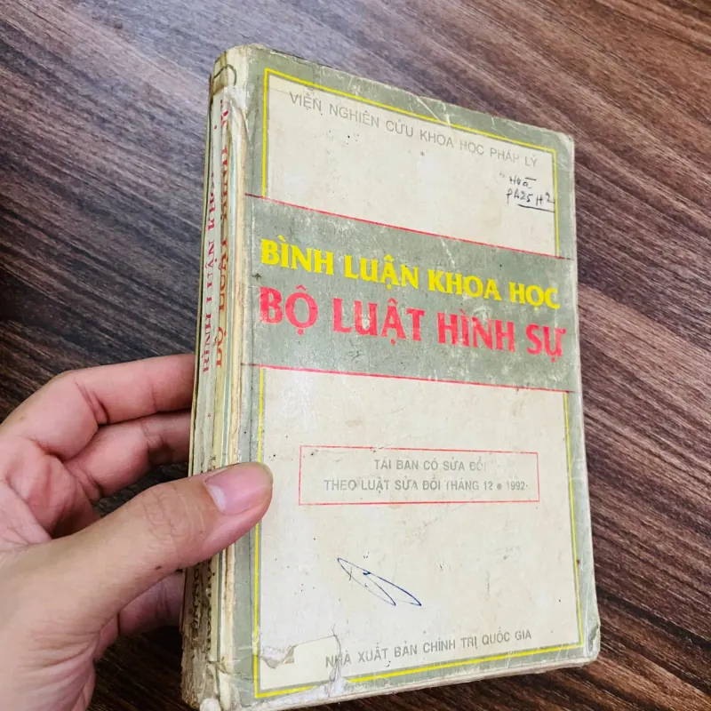 Bình luận khoa học Bộ luật Hình sự#HATRA 997006