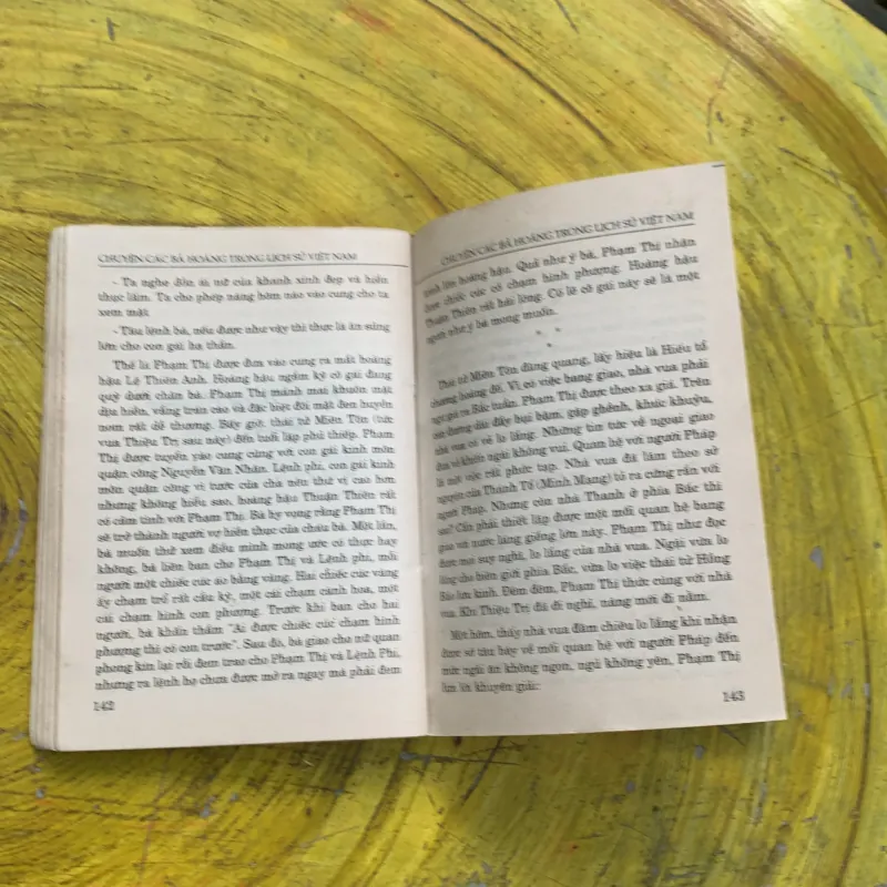 COMBO CÁC TRIỀU ĐẠI VIỆT NAM & CHUYỆN CÁC BÀ HOÀNG TRONG LỊCH SỬ VIỆT NAM 753481