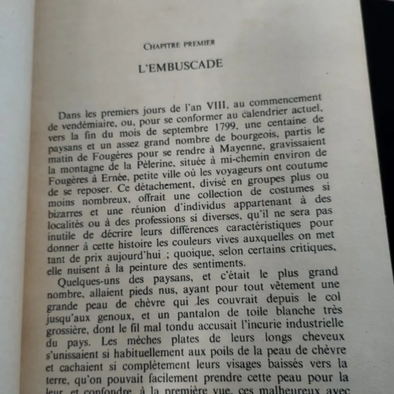 Les Chouans" (Những người Chouan) của Honoré de Balzac. 





Tác giả: Honoré de Balzac 563613