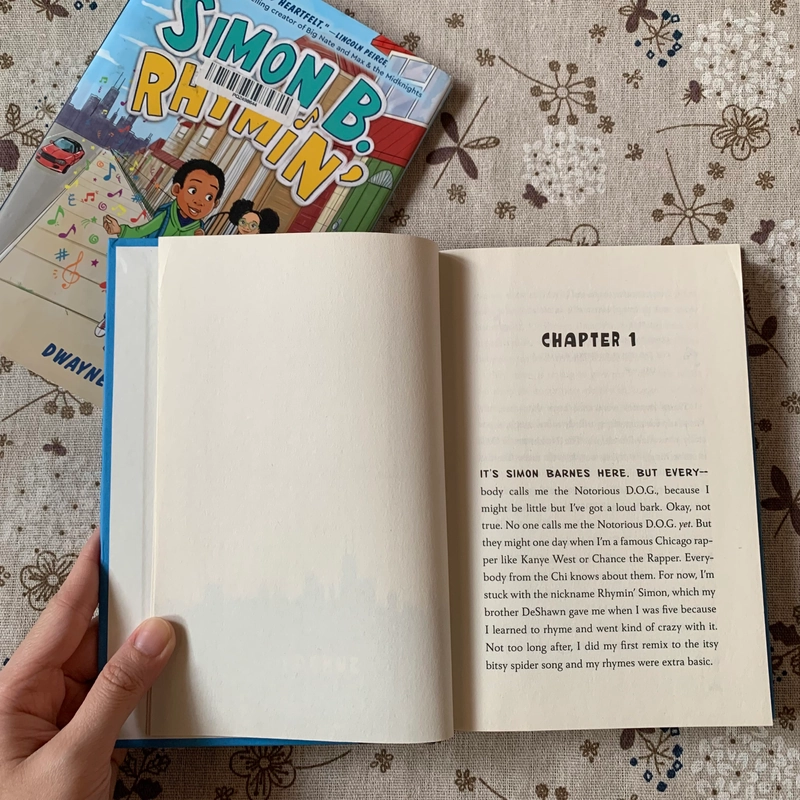 Sách ngoại văn Simon B. Rhymin, Used, Bìa cứng, Chapter Book For Kids 444144
