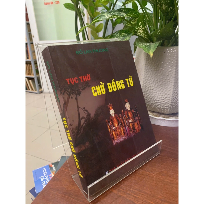 TỤC THỜ CHỬ ĐỒNG TỬ - ĐỖ LAN PHƯƠNG 533312