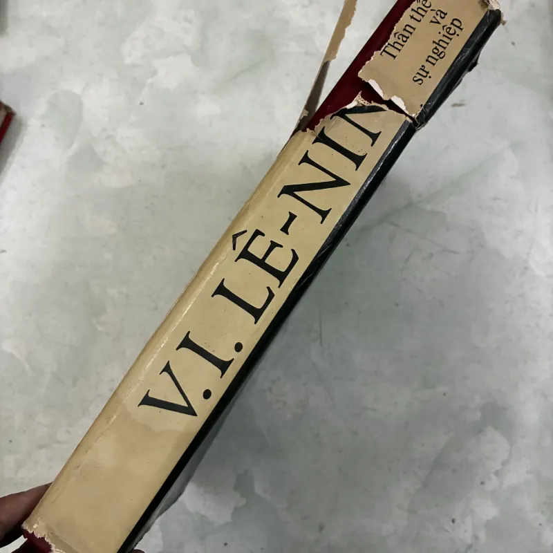 Thân thế và sự nghiệp - V.I.Lenin 1013304