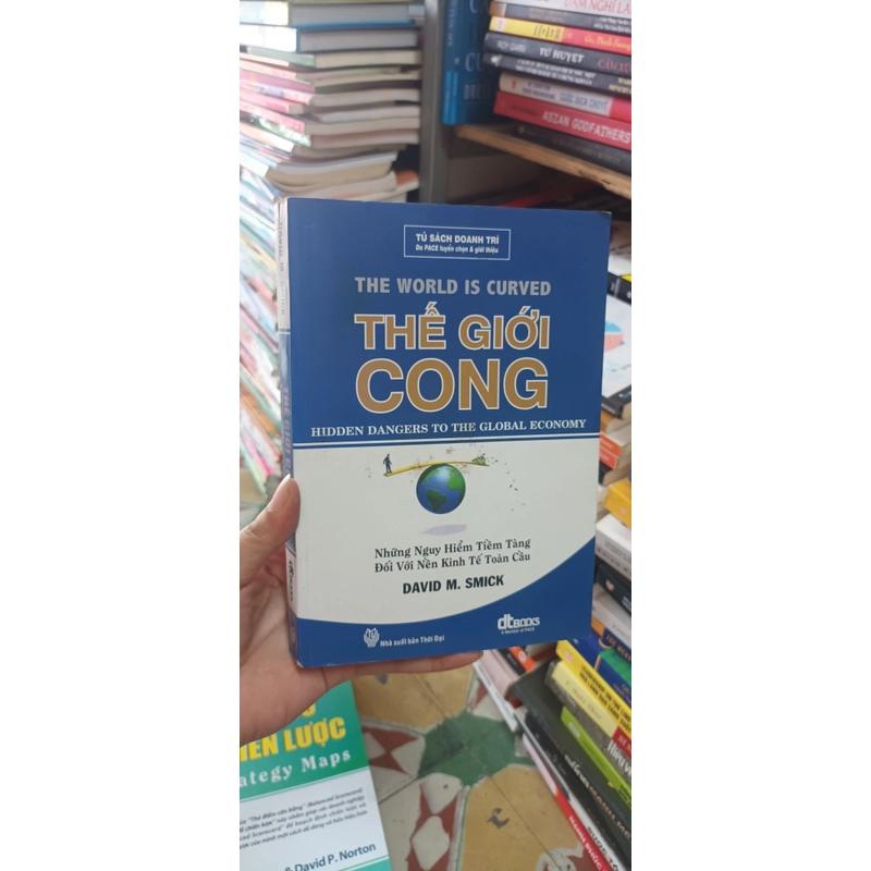 Thế Giới Cong- David M. Smick 519736