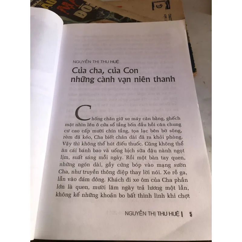 Truyện ngắn hay 2011 - Nhiều tác giả  1003227