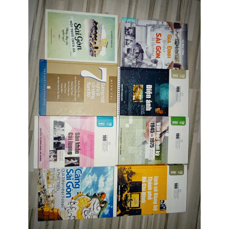 Combo 8 quyển sách về Sài Gòn  971259