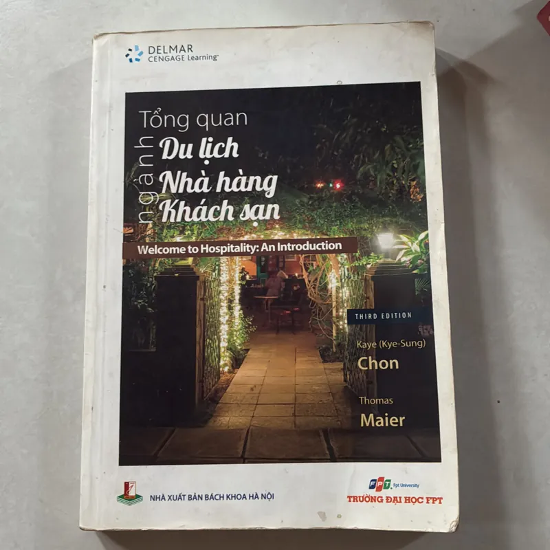 Tổng quan du lịch nhà hàng khách sạn - ĐH FPT 727427