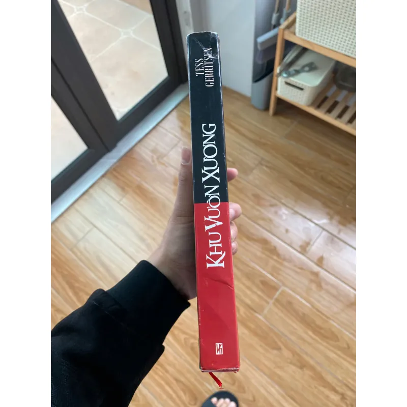 [Sách trinh thám] Khu Vườn Xương - Tess Gerritsen ( sách tốt) 787224