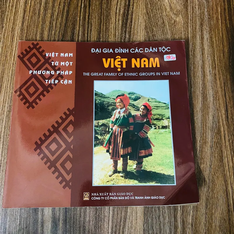 Đại gia đình các dân tộc Việt Nam#HATRA 933131