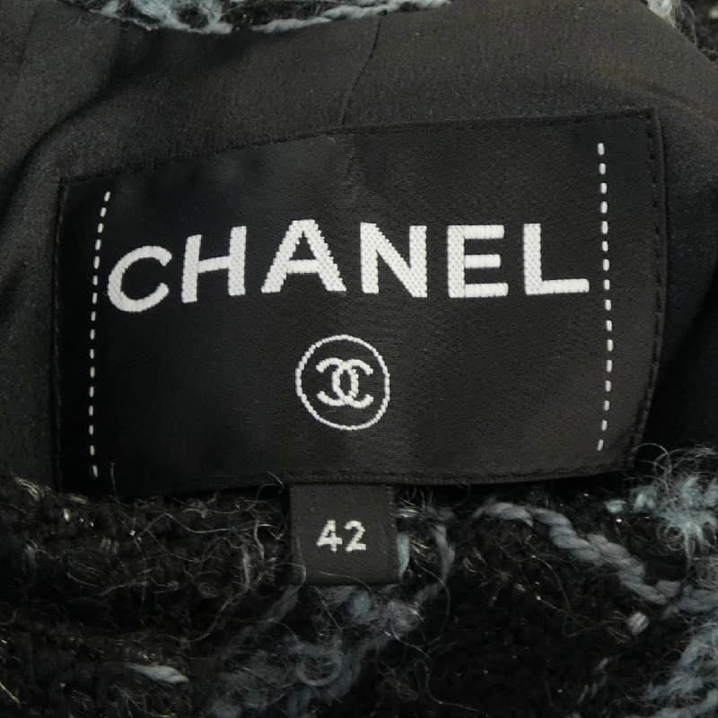 【Đối tượng phiếu giảm giá】Áo khoác không cổ CHANEL 642536