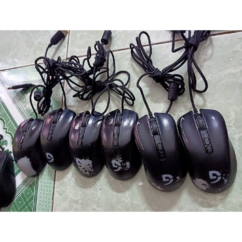 Chuột Fuhlen G90 , g 90 pro, g90s hàng thanh lý đã qua sử dụng vẫn dùng tốt 357