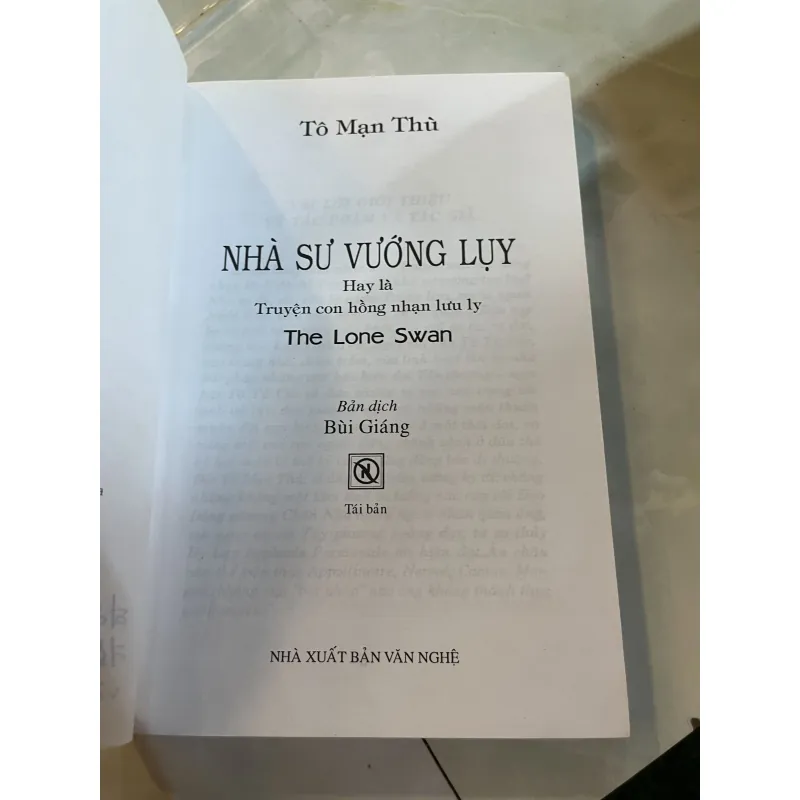 NHÀ SƯ VƯỚNG LUỴ - TÔ MẠN THÙ ( BÙI GIÁNG dịch ) 1042705