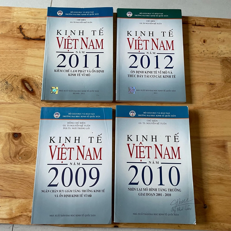 [Có Chữ Ký Tác Giả] - II Kinh Tế Việt Nam (2009 - 2012) - GS. TS. Nguyễn Kế Tuấn 471599