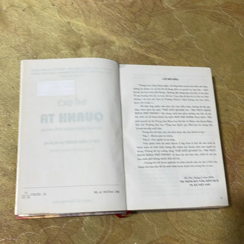 THẾ GIỚI QUANH TA TẬP 2- CON NGƯỜI VÀ SỰ SỐNG 736531