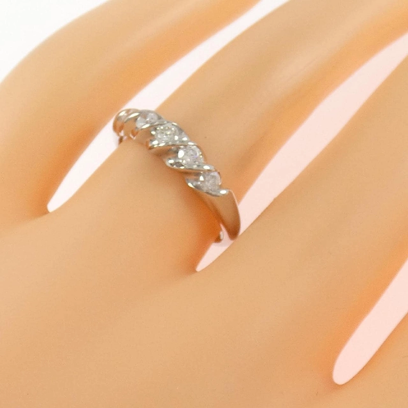 Nhẫn kim cương PT900 0.32CT - Hàng hiệu Authentic 852297