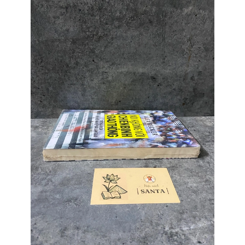 Nói không với chiến binh giao thông- Alex Becker- sách còn seal mới 90% 788778