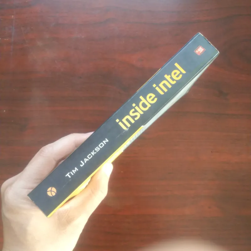[Sách Kinh Tế] Inside Intel - Câu Chuyện Về Andy Grove Và Tập Đoàn Intel (Tim Jackson) 907643