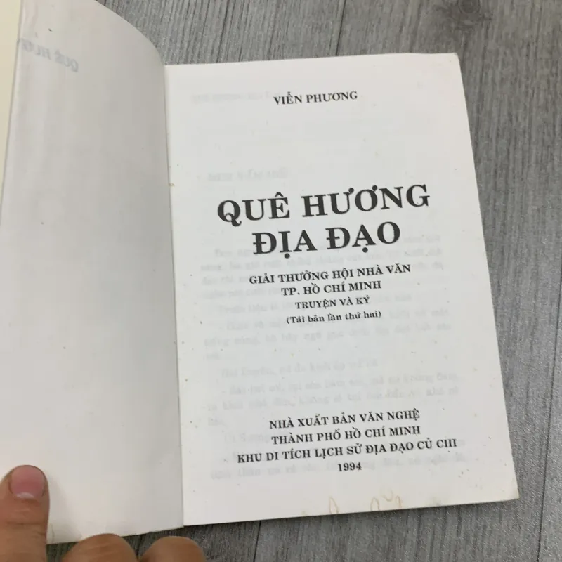 Quê hương địa đạo - viễn phương. 7b3 783511