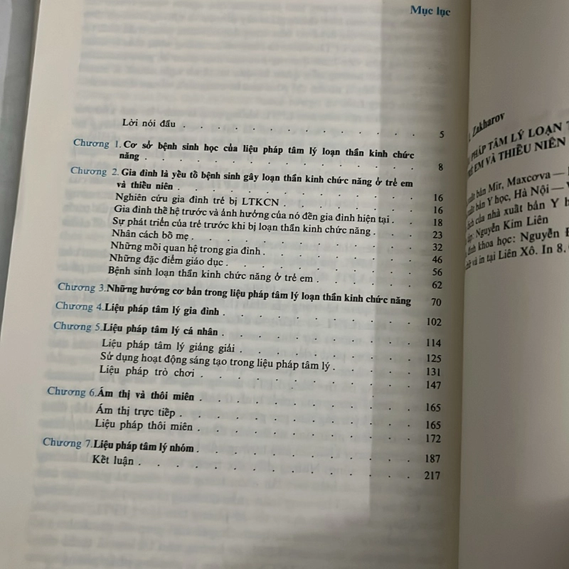 Liệu pháp tâm lý loạn thần kinh chức năm ở trẻ em và thiếu niên - 1982s 503009