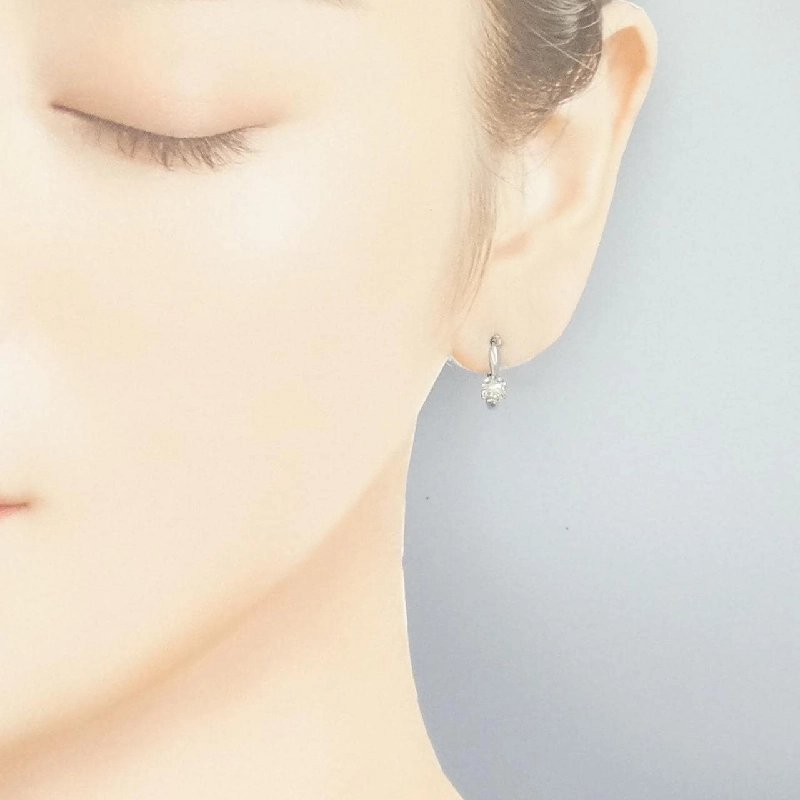 K18WG Bông tai kim cương 0.50CT - Hàng hiệu Chính hãng 868549