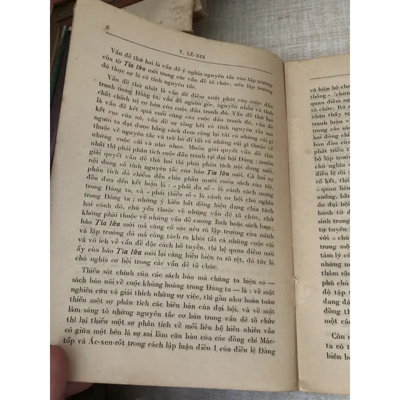 Một bước tiến hai bước lùi 995299