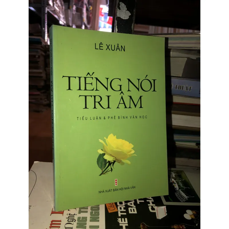 Tiếng nói tri âm - Lê Xuân 1004241
