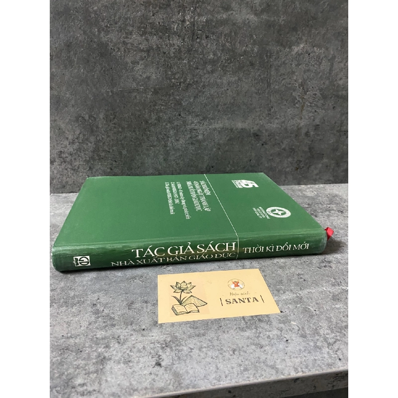 Tác giả sách nhà xuất bản giáo dục thời kỳ đổi mới (bìa cứng) 787915