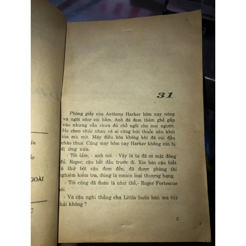 Danh dự - Lawrence Sanders 1013182