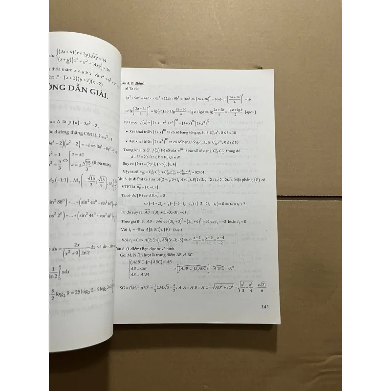 Ngân hàng đề thi toán  977053