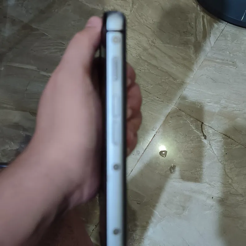 Điện thoại siêu bền cũ cat s62 hãng mỹ,sài tốt,có tiếng việt, mượt  1046834