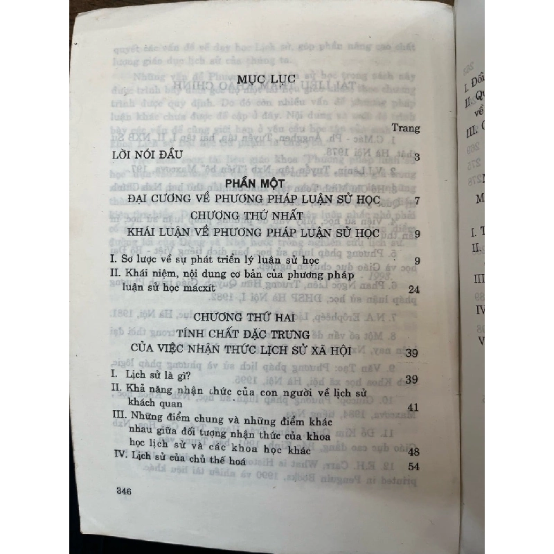 PHƯƠNG PHÁP LUẬN SỬ HỌC - PHAN NGỌC LIÊN CHỦ BIÊN 324690
