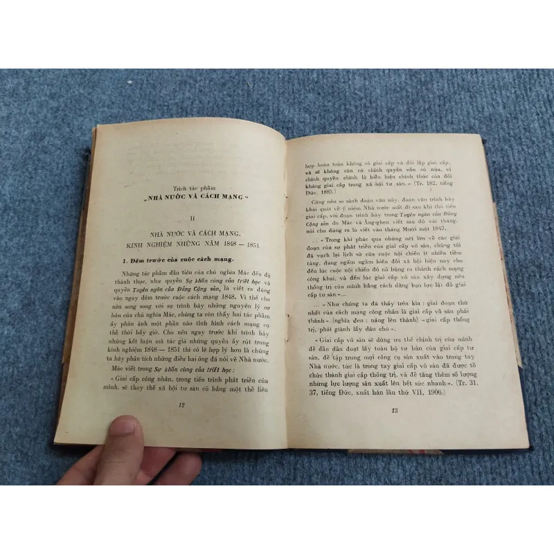 VỀ CHUYÊN CHÍNH VÔ SẢN 688725