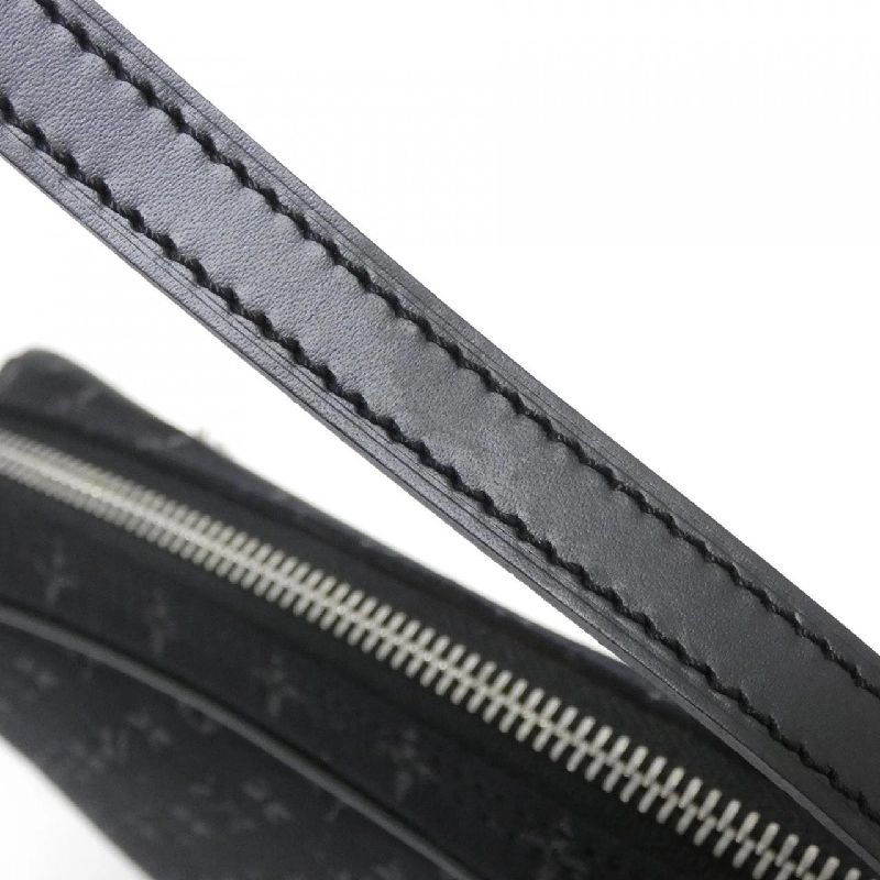 Túi phụ kiện Louis Vuitton Cont de Fe Pochette M92275 620423