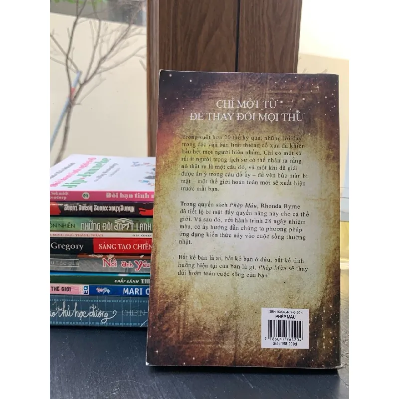 Magic in the Playroom - Enid Blyton 547707