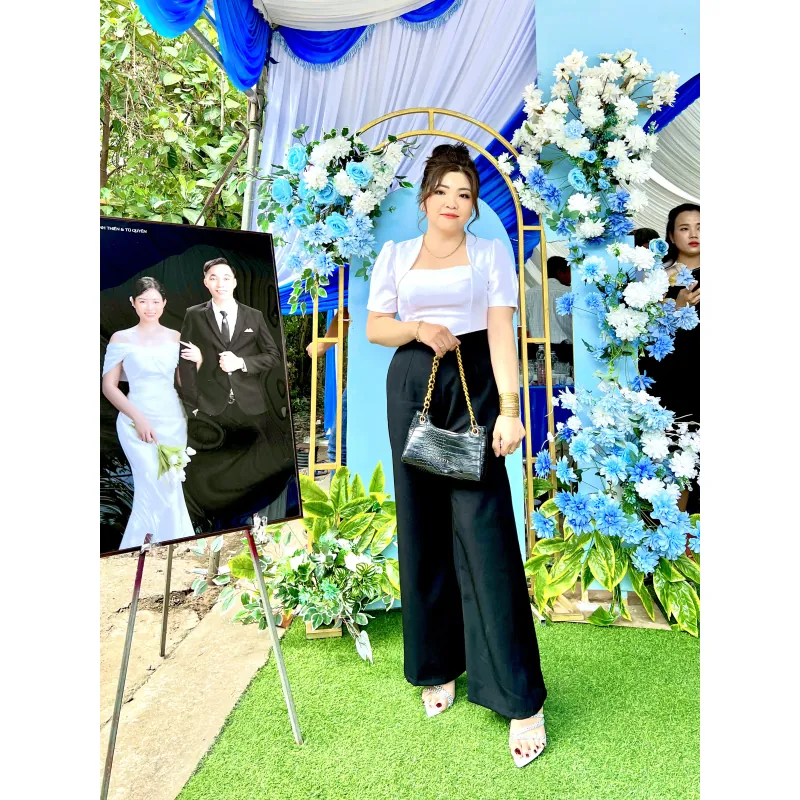 Áo liền quần cân nặng 65kg đổ xuống. Mặc 1 lần duy nhất 926416