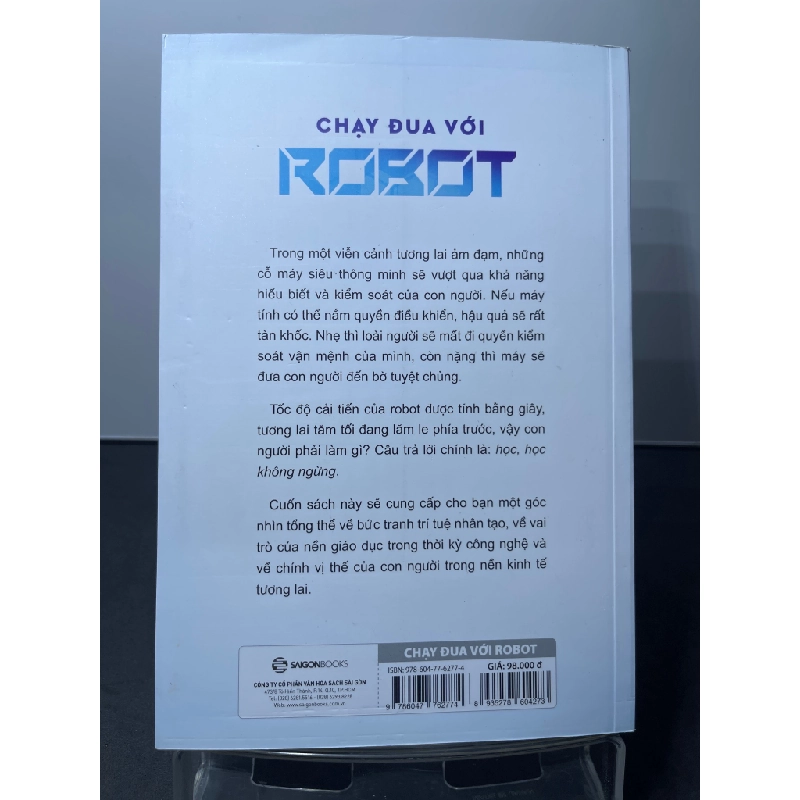Chạy đua với robot 2019 mới 90% Joseph E.Aoun HPB1607 KỸ NĂNG 458690