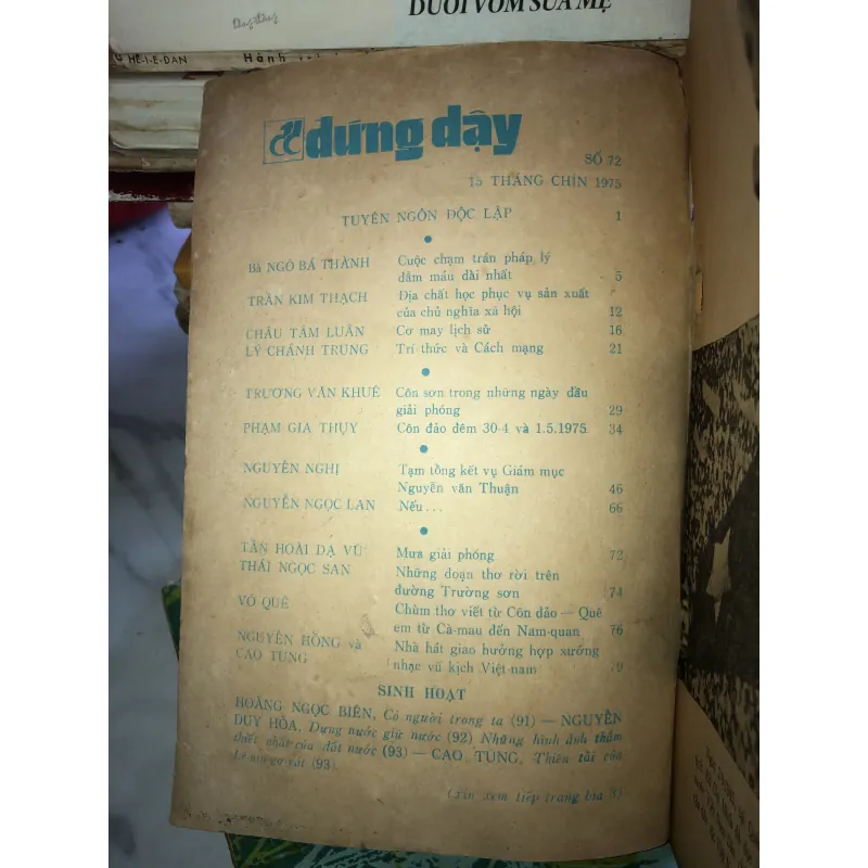 Đứng dậy 72 - 45 năm đấu tranh vì độc lập thống nhất 1020555