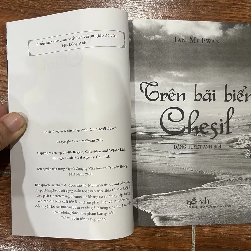 Trên bãi biển Chesil  (9) 597108