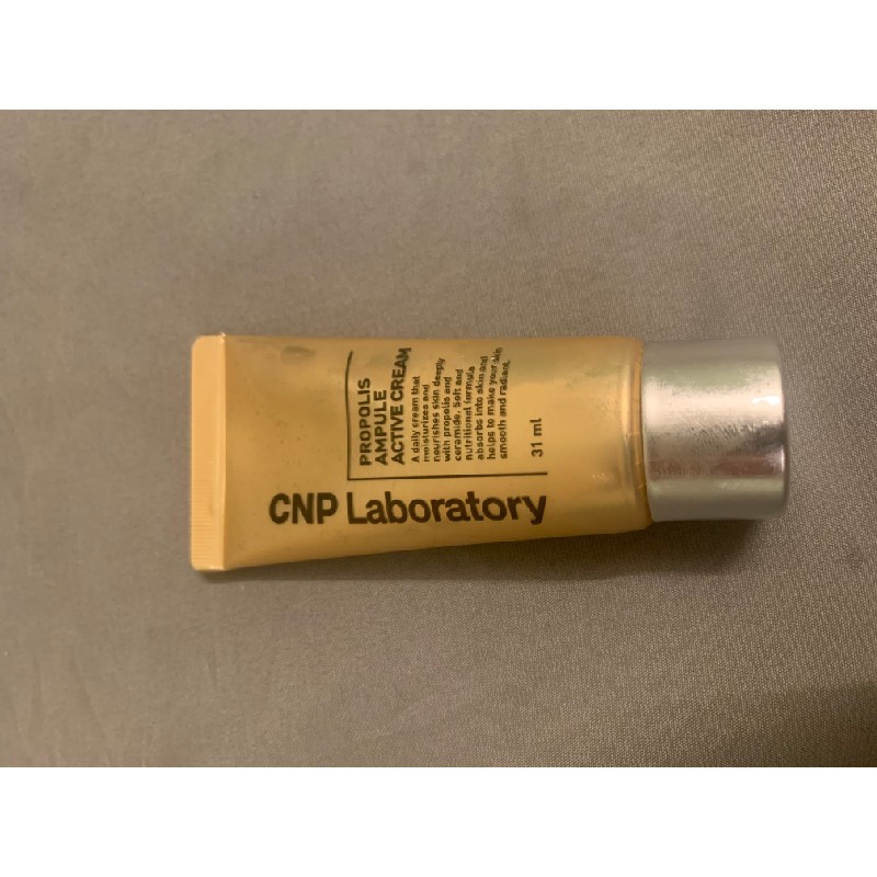 Kem dưỡng keo ong CNP Laboratory mini 985