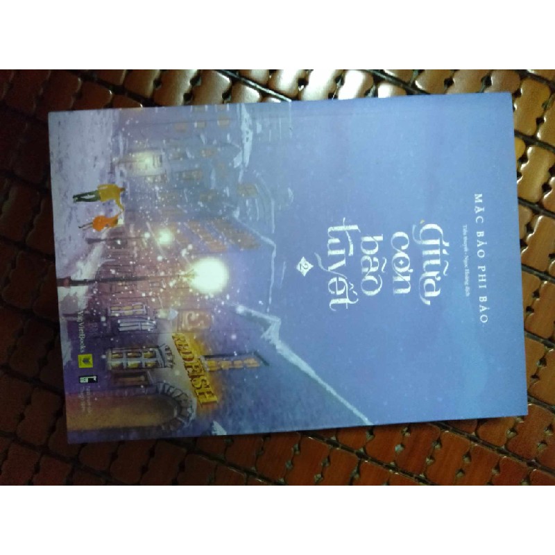 Combo tập 1 + tập2 | tiểu thuyết Giữa cơn bão tuyết 24330