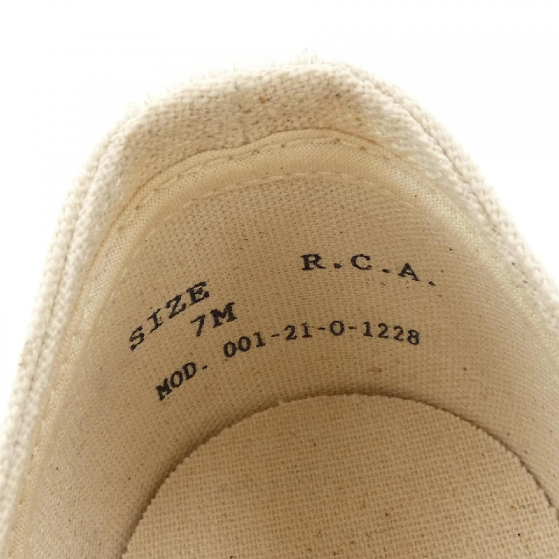 R.C.A. Giày thể thao - Hàng hiệu Chính hãng 904888