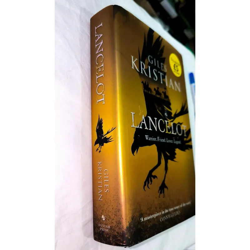 Lancelot: ‘A Masterpiece’ Said Conn Iggulden (bìa cứng, khổ lớn) 747948