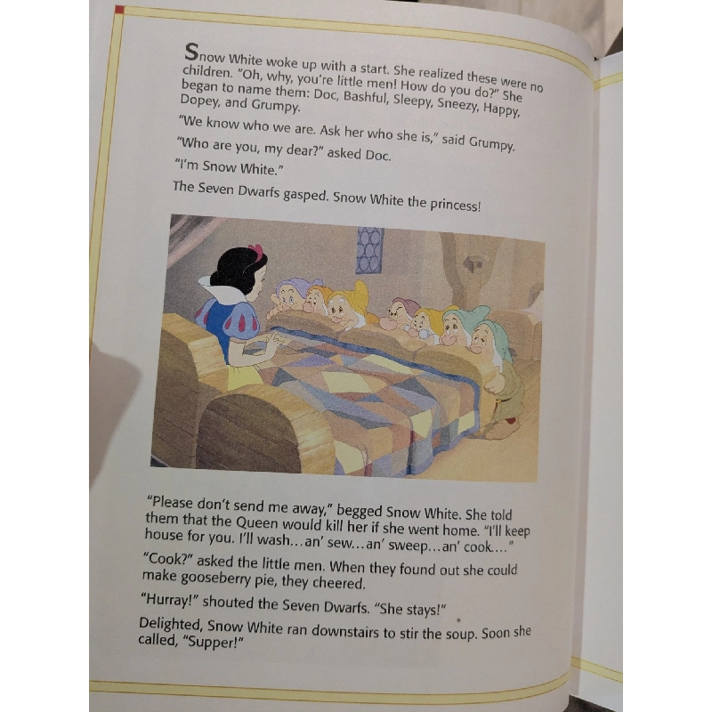 Disney charming tales 1011494