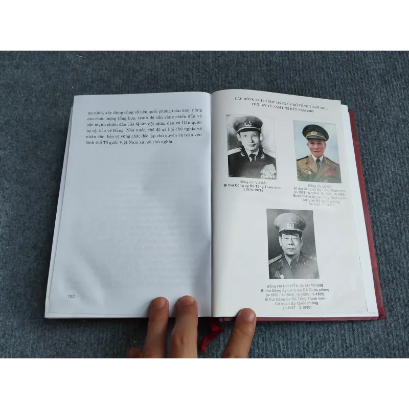 LỊCH SỬ ĐẢNG BỘ BỘ TỔNG THAM MƯU CƠ QUAN BỘ QUỐC PHÒNG (1945 - 2005) TẬP II 694816