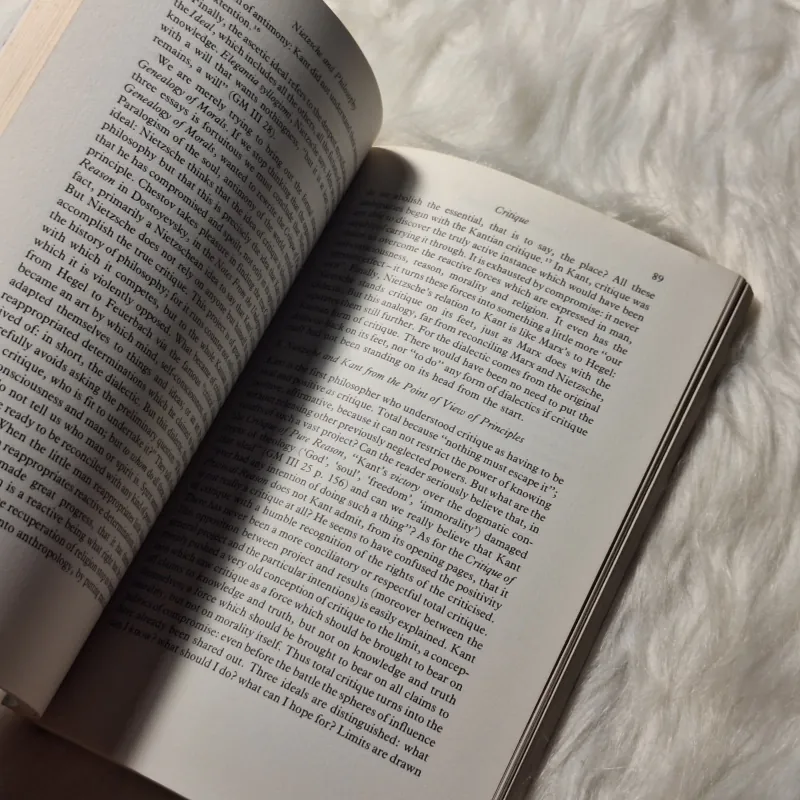 Gilles Deleuze - Nietzsche and Philosophy 957091