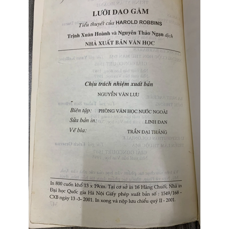 Lưỡi dao găm - Harold Robbins. 1a4.  509031