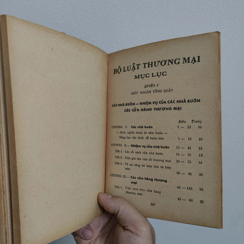 Bộ Luật Thương Mại 493050