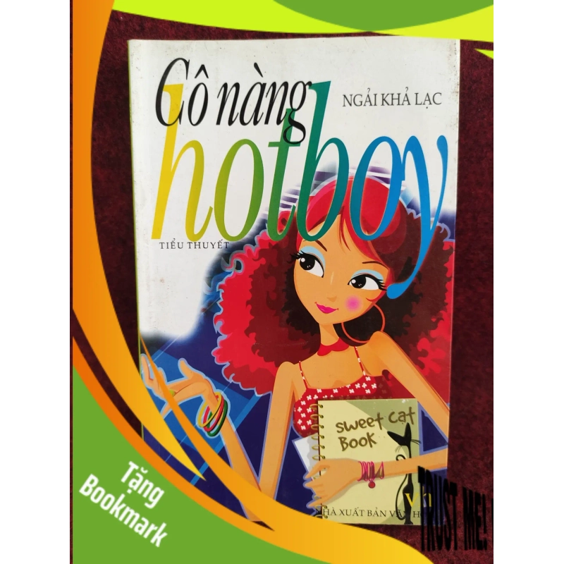 (TẶNG BOOKMARK) Cô nàng hotboy mới 90%RBK01/03 941729
