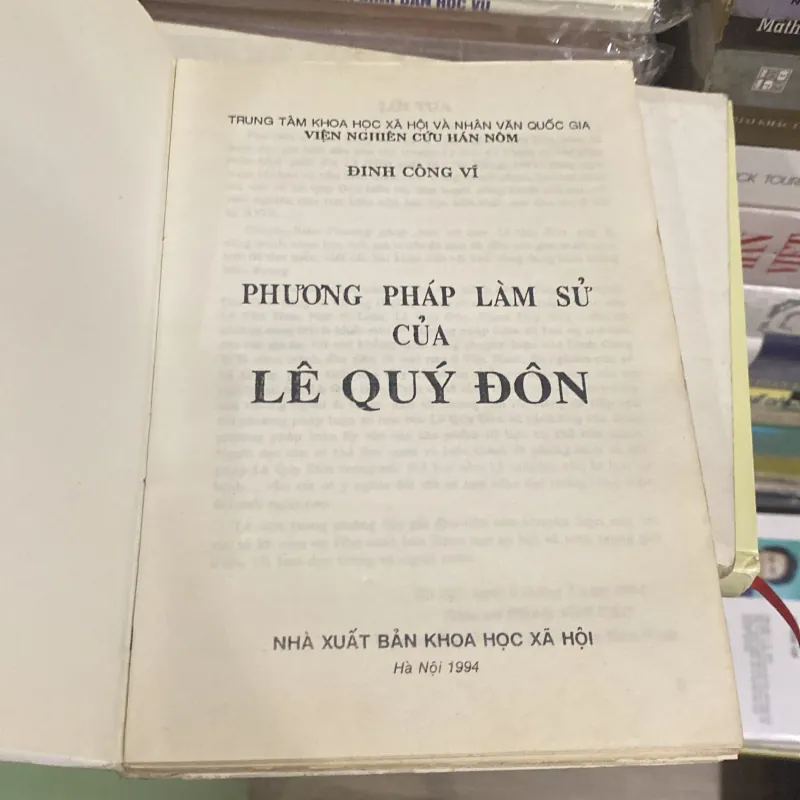 PHƯƠNG PHÁP LÀM SỬ CỦA LÊ QUÝ ĐÔN (XB 1994) 1008435