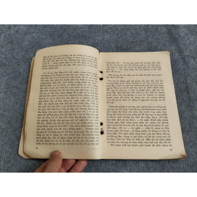 NHỮNG ĐÊM TRẮNG 606590