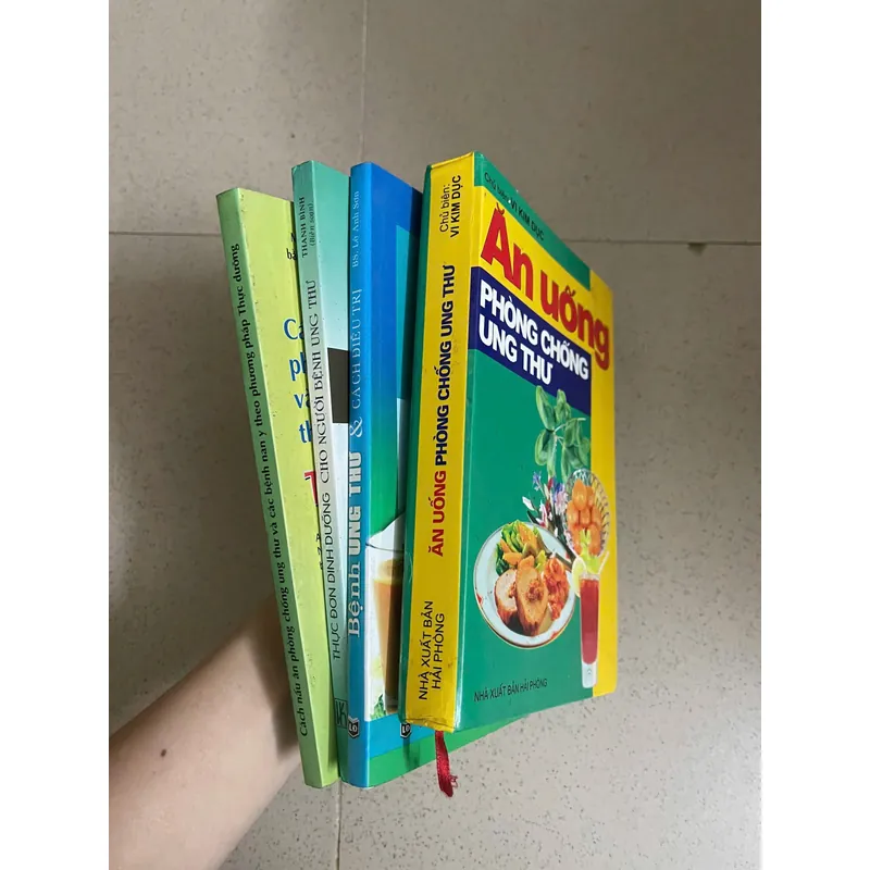 COMBO 4 CUỐN SÁCH VỀ UNG THƯ – PHÒNG NGỪA & DINH DƯỠNG 739453